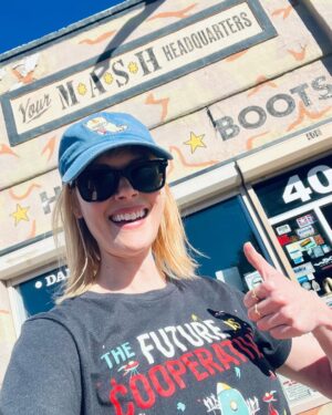 Janet Varney Instagram - When everything comes up JV CLUB at once!