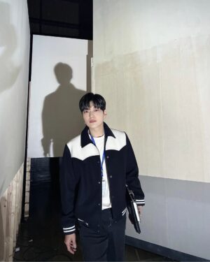 Jang Seung-jo Instagram - 👻☻️