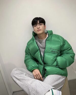 Jang Seung-jo Instagram - 💚

#데상트