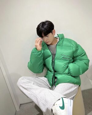 Jang Seung-jo Instagram - 💚

#데상트