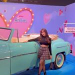 Jannat Zubair Rahmani Instagram - The 60’s is coming back and so am I. Check out the Gen Z collection @spoylonflipkart now. #AD #TheArchiesOnNetflix #TheArchies #FlipkartSpoylxNetflixTheArchies #JoinTheGang #OnlyOnSpoyl #SpoyltForChoices #GenZHotSpot #SpoylOnFlipkart #Trending #GenzFashion #RetroStyles #NetflixOriginal #LoveStory #Love