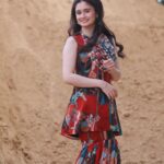 Jannatul Ferdous Oishee Instagram - Once you're on the stage where your courage for which you struggled so much, builds the passion in you, you've probably won more battles than what the world has seen. Wearing @meherofficials