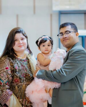 Jannatul Ferdous Oishee Instagram - My angel, you are the most beautiful thing in the world to me.
MashaAllah, Alhamdulillah. 
#niece

Baby's outfit by @meherofficials
My outfit by @fardin_bayezid_production