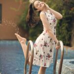 Jannatul Ferdous Oishee Instagram - আমি নাকি আলসে এখন, ছিলাম না কবে কখন? ভালোবাসলে বেতন দিবে, সে ভাবনায় সময়ক্ষেপণ। 📸@nayemphotographyofficial