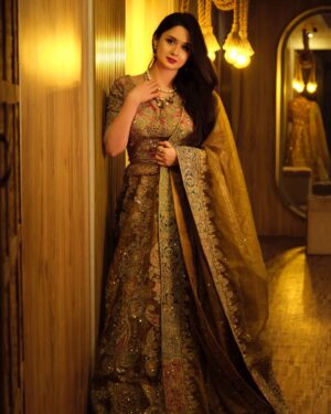 Jannatul Ferdous Oishee Instagram - ❤️

Wardrobe @meherofficials 

Makeover @elegant_makeover