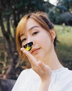Jarinporn Joonkiat Instagram - Good day to you! 🦋
