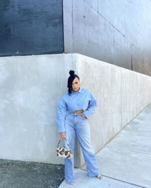 Jasmine Davis Instagram - the good part is up next✨
