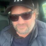 Jason Chicandier Instagram - Avoir un bon médecin c’est important !