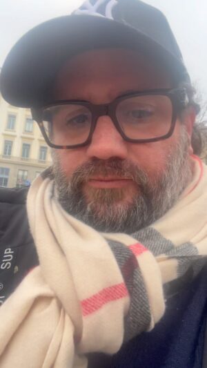 Jason Chicandier Instagram - Blanc, blanc…c’est pas si sûr !