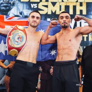 Jason Moloney Instagram - Flying the flag on the world stage.

⚖️ @jasonmoloney: 117.5 lbs
⚖️ Saul Sanchez: 117.8 lbs
.
#ozboxing #boxing #BeterbievSmith