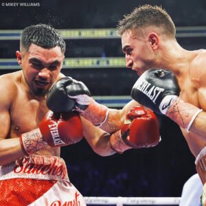 Jason Moloney Instagram - An instant classic.
.
#ozboxing #boxing #BeterbievSmith