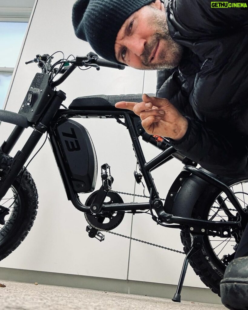 Jason Statham Instagram - Super 73 R-Blackout Big thanks to all my people over at Super 73 for sending this one over! Best thing on the market by far! Also a mention to my pal @robbiemaddison for keeping us on the best toys on two wheels. #super73 @super73 @super73eu