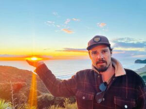 Jay Ryan Instagram - “Make use of the Sun while it shines” ☺️