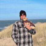 Jean-Claude Van Damme Instagram - Enjoying my Sunday in Belgium North Sea😎 🌊🌾#jcvd #belgium #northsea