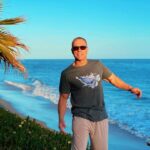 Jean-Claude Van Damme Instagram - Sending you positive vibes from sunny California 🌴😎👋🏼#jcvd #California #positivity Santa Barbara, California