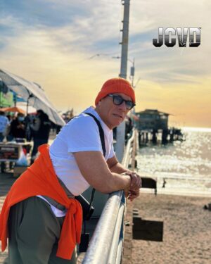 Jean-Claude Van Damme Instagram - Enjoying my weekend in Santa Monica 😎🌴☀️#losangeles #santamonica #jcvd #jeanclaudevandamme #fun #weekend