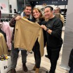 Jean-Marc Généreux Instagram - Merciiiiiiiiiii pour ce super 5@7 chez @m2boutiques en compagnie de @guilbo_art un artiste incroyable!!! Merci @jmanctil @charest.melodie @alex_sorin , @autreflea4fils Justine, Carole , Danny et Toutes et Tous qui sont venus encourager @academiezenith et Maryse Tessier, en achetant un article #OhlalaChihuahua Merciiiiiiiiiii @m2boutiques & @m2generation de croire, de s’investir avec autant de cœur de ce projet M/2 Boutiques Quartier DIX30