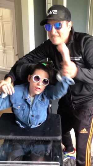 Jean-Marc Généreux Instagram - Bon Vendredi…Have a great Friday 🤩
Aujourd’hui ma petite Francesca va s’amuser @academiezenith …YESSSSSSSSS!!! Today Francesca will spend time at the #academieZenith !!!
Bonne journée à Toutes et Tous ♥️♥️♥️