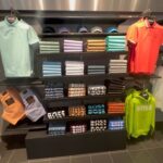 Jean-Marc Généreux Instagram - Le printemps est arrivée chez @m2boutiques 🤩 Et j’ai eu un méga coup de cœur pour leurs t-shirts colorés de la collection BOSS! Parfaits pour ajouter un POP de couleurs à votre tenue 🧡💙💚💜 Pour hommes et femmes, des vêtements pour toutes les occasions! #monm2 #m2boutiques #springcollection2023