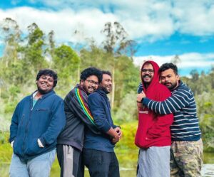 Jeevan Mammen Stephen Instagram - Road Trips and Good Laughs 🚗

@zabithnasser 📸

#friendswhotraveltogetherstaytogether #kodaikanalisthescene
