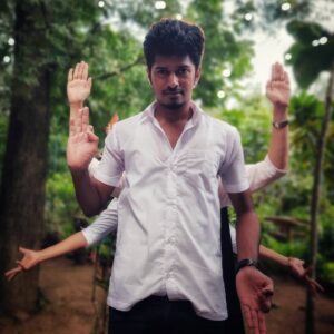 Jeevan Mammen Stephen Instagram - Plus 2 BTS!!!🤩🤩 #worklife  #funtime #bts #schoollife #karikku