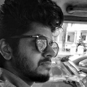Jeevan Mammen Stephen Instagram - Kure Black & White Mughangal!! #karikku #blackandwhite #portrait