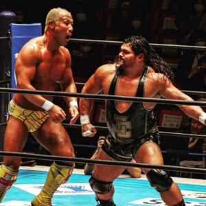 Jeffrey Cobb Instagram - So I may not have won at WrestleKingdom so I’m a little bummed, but what will cheer me up? Trying to take the head off of Honma and put it on my mantle.... flying lizard man, I ain’t finished with you yet..... #JeffCobb #NJPW #SPLX #LeftyLariat #OffWithHisHead #TheUnitedEmpire #TheKingdomOfHawaii