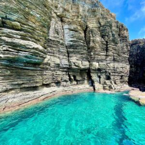 Jeffrey Cobb Instagram - There was a time before all the rain, where I went on an adventure to Iki island…. No smelling roses here, just enjoying the natural beauties like they were intended to be #JeffCobb #IkiIsland #EnjoyNature #AdventureTime #PeePeeShrine #MonkeyRock