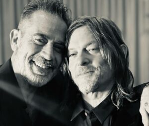 Jeffrey Dean Morgan Instagram - It’s been too long. Reunited with family tonight… can’t tell you how great it was seeing these folks. #AMCupfronts tonight in nyc… damn we’ve missed each other. May of gotten a bit misty seeing @bigbaldhead! Andy, @laurencohan @danaigurira… and of course, the prettiest gal in the room, my better half @hilarieburton. A special night just seeing these faces. Thanks to @amcthewalkingdead @amc_tv and @amcplus for getting us in the same room. One hell of a night. Big love. Xx