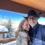 Jeffrey Dean Morgan Instagram - No reason. Other than im a really lucky SOB to have @hilarieburton as my partner. Park City and some @sundanceorg fun with our @amc_tv and @amcplus family. Also a big tip of the hat to @burns_1876 Xojd