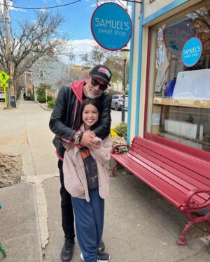 Jeffrey Dean Morgan Instagram - Well, just wanted to put it out there… I have a new best pal. I got the massive privilege to meet Cadence @pxpxcadence yesterday… first off thank you to @makeawishamerica for setting our meeting up, and getting Cadence, her brother Devon, mom Amanda, and dad Andrés from Southern California all the way to me in Rhinebeck. We had the best day together… and like I said, I got myself a new bestie. Cadence is an amazing gal… more than that… strongest, bravest, coolest, most thoughtful person that I’ve ever met. What she doesn’t know, is that I was the lucky one here. I’m the one that came out of this introduction a better person. You can’t ever ask for more than that I reckon. Id also like to thank my town of Rhinebeck for coming out and showing up huge yesterday. @samuelssweetshop crushed it, @megabraincomics opened early and gave us run of shop! @landofoztoys, same deal! We all had a blast. Cadence, you have a friend forever. Whatever, whenever, I got ya.  And I know you got me. Love you kiddo. That’s a fact. And getting to see you again today and introduce George to you and yours? You made quite an impression on a little girl that realizes how special you are. Mom, Dad, Devon… you three are amazing. Truly just amazing… no words needed. Know that I know. The product of you three and your love is Cadence… enough said. Because she wins ALL the stuff. It was a privilege and an honor to meet all of you… thank you so much for choosing me to have this adventure with! Trust me, I know how lucky I am. Xxxjdm
