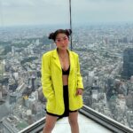 Jelai Andres Instagram - 🖤 Good times and crazy friends make the best travel memories ✈️🖤🇯🇵 (swipeleft) Japan escapade w/ friends vlog is now up! Tokyo, Japan
