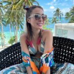 Jelai Andres Instagram - “Your happy lil wild thang!” 🖤🌊🌴 NEXT MALL SHOW: SM CITY GENERAL SANTOS ATRIUM- SEPT 23 (3pm) #JelaiAndres