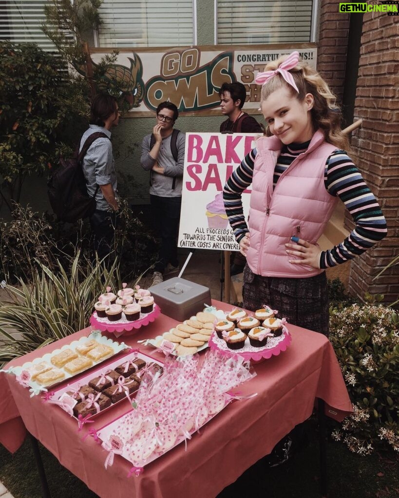 Jenna Boyd Instagram - Alexa...play “Bake Sale” by Wiz Khalifa 😂 @atypicalnetflix #bts