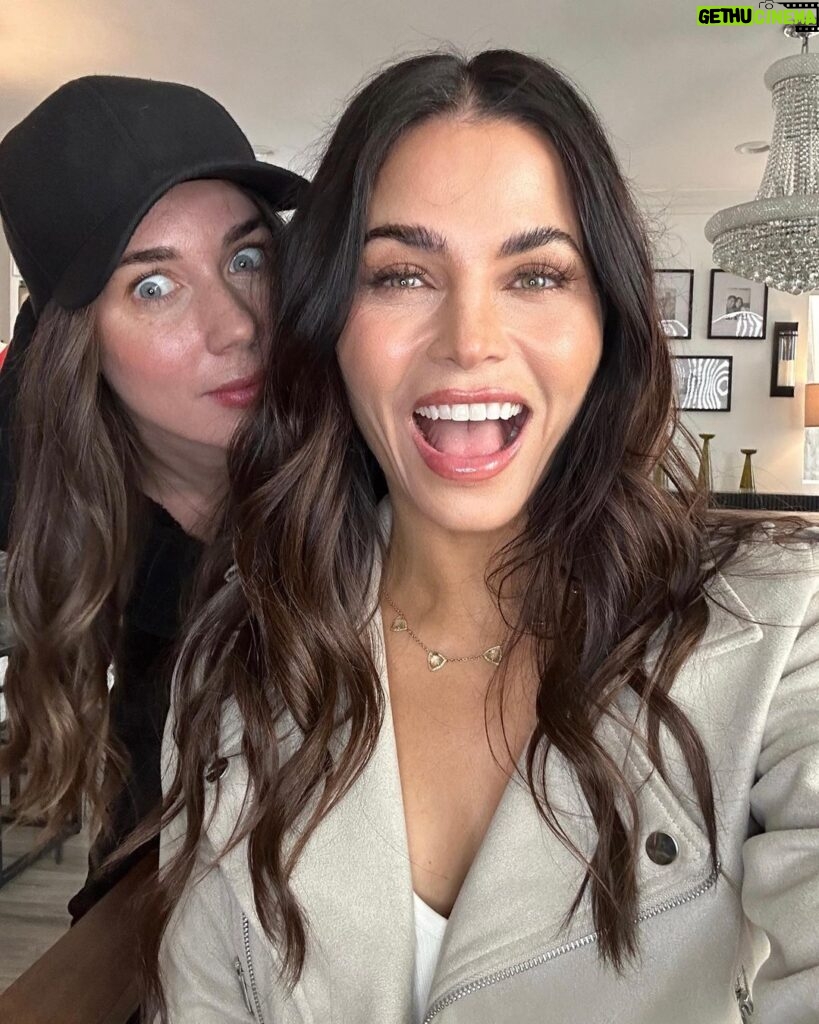 Jenna Dewan Instagram - It’s always been a big dream of mine to produce..and to get to produce (and act again with!) @stevekazee made all of this so much more special ❤️ @lifetimetv you have always been so supportive and giving of opportunities for women to expand their art in front of and behind the camera and i value our continuing working relationship so much! You are a true force. I hope you guys enjoy this fun thriller, we had a wild ride making it and tune in tonight! #devilonmydoorstep