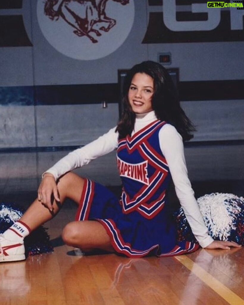 Jenna Dewan Instagram - This trend, but you actually went to high school in the 90s