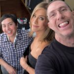 Jennifer Aniston Instagram - Taking in all the love from the night @peopleschoice 🥰 And @adamsandler you will always be an icon in my eyes! 🤩❤️
