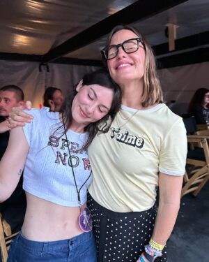 Jennifer Garner Instagram - @gracieabrams and @taylorswift: a match made in heaven. 👯‍♀️ We swooned for you, Gracie! And our minds are still blown by the generosity of spirit, ferocity and stamina of Taylor Swift. Shout out to @whereismuna, to everyone who stopped by to bring a bracelet and say hello, to stealing a couple of hours with my bestie Laura, to Kansas City for your warmth and enthusiasm and—to us for lucking into the unofficial release party of both Speak Now (Taylor’s Version) and the music video for “I Can See You”, directed by TSwift and impeccably performed by @taylorlautner, @joeyking and @helloimpresleycash. Epic night. ✨💜