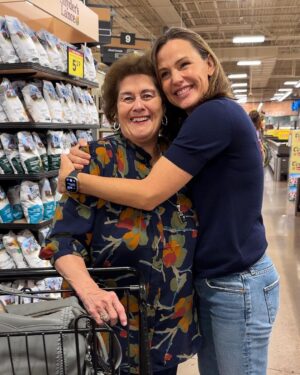 Jennifer Garner Instagram - 36 hours at home. 💙💛
1. I ♥️ my nephew.
2. Jen’s cooking = smoke alarm.
3. WV’s State Capitol ♥️
4. We had an epic @onceuponafarm multipack giveaway at my hometown Ashton Place @krogerco. Thank you to everyone who stopped by! 
5. Of course we had to close Mom’s rings! ⌚️
6. What am I, suddenly a soccer expert?
7. Dad’s early birthday surprise: a ride in his childhood car— 1948 Studebaker Champion— with kind and generous David King.
8. I can’t imagine life without my little sister, Susannah. (We missed you, Melissa!)
9. September sky.
10. My beloved ballet teacher, mentor and second mother, Nina Lu Pasinetti. (Ms. Denton)
