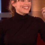 Jennifer Garner Instagram - Thank you for reminding me, @theellenshow, of funny us and cute bangs. We miss you out there. XXX #TBTuesday