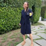 Jennifer Garner Instagram - If you’re looking for a last minute costume idea, I got you covered. #HappyHalloween