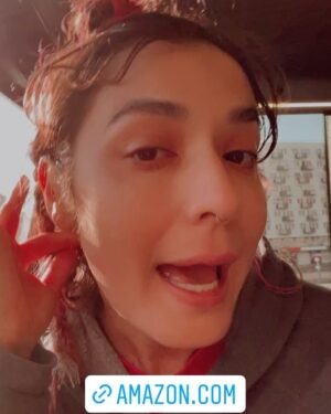 Jennifer Lindberg Instagram - HEART TAX IS OUT!! everywhere..
(digitally)
vinyl is avail for preorder and will be out june 27th..
link in bio. or peep stories and click the link there!! 

♥️♥️♥️