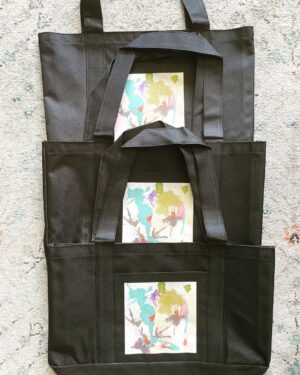 Jennifer Lindberg Instagram - SOLD OUT 🙏🏽♥️🙏🏽

ATTENTION LOVERS!!
I have 5 of these limited edition utility bags up for grabs. 
The bag was intended to be sold w the “clinique” 7” off of my latest HEART TAX LP ..
I only made 30.. and ended up using them myself or gifting to friends.. 
they’re  extremely durable, made from recycled goods, water proof and are BIODEGRADABLE!!!

Can be used for anything really!!! 

I will also be gifting a tee shirt w the bag…

DM ME..
I only have 5 left. hurry up!!