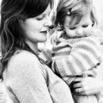 Jennifer Robertson Instagram - To all the moms and mother figures out there I'm sending you a big hug. And for those of you with complicated relationships with mom, or those of you who have lost your mom, I'm sending you an even bigger hug. ❤️