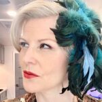 Jennifer Robertson Instagram - Season 2 of Ginny and Georgia starts Jan 5th! That’s tomorrow! Or 12:00am if you’re up 😉