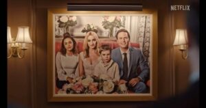 Jennifer Robertson Instagram - Buckle up me buckos! S2 of Ginny and Georgia starts Jan 5th. (Gold star for anyone who can guess who Ellen is dressed up as in the trailer)
