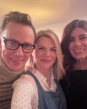 Jennifer Robertson Instagram - Had friends and family over for a bday celebration last night. Wore a dress that several people mistook for an apron, laughed my ass off, and mostly took selfies with blondes. So grateful for all of my friend’s and family. This is 52 y’all. 😁