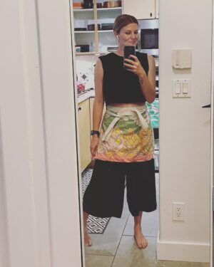 Jennifer Robertson Instagram - 11-years-ago I had this magical neighbour who would often leave fresh loaves of bread at my doorstep.  One day she made me this apron that I still wear all these years later. Thank you @francisolivehandmade Also I really miss the bread ❤️
