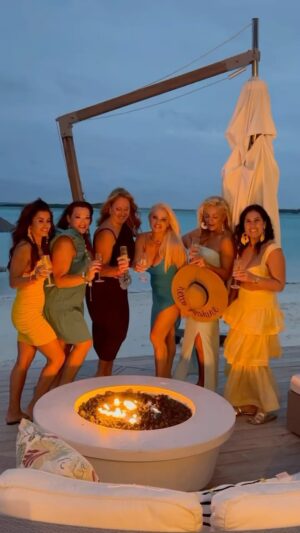 Jennifer Walcott Instagram - I’ve never been away from my family for this long before. I had a great time with a wonderful group of girls, celebrating our friend Gwen🎂. Back home, things seemed fine. I don’t think Adam runs as tight of a ship as I do🤣🤣🤣🤣🚢, but everyone was happy, and they really missed me.❤️❤️❤️❤️❤️