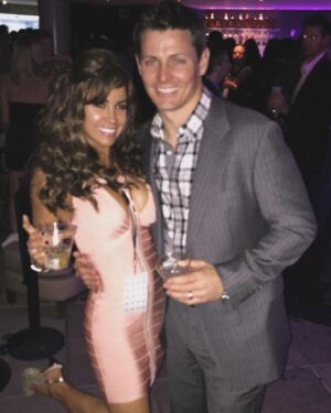 Jennifer Walcott Instagram - Twenty-four years ago, Adam and I were both in New Orleans for our first Super Bowl. I stayed at Anne Rice’s mansion, while Adam, a rookie, didn’t go to any parties or events. We have been to many Super Bowls but never together until SB 2008.🏈🏟️❤️